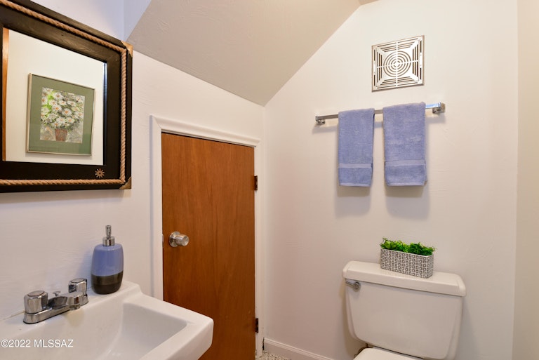Photo 10 of 26 - 3960 E Flower St #41, Tucson, AZ 85712
