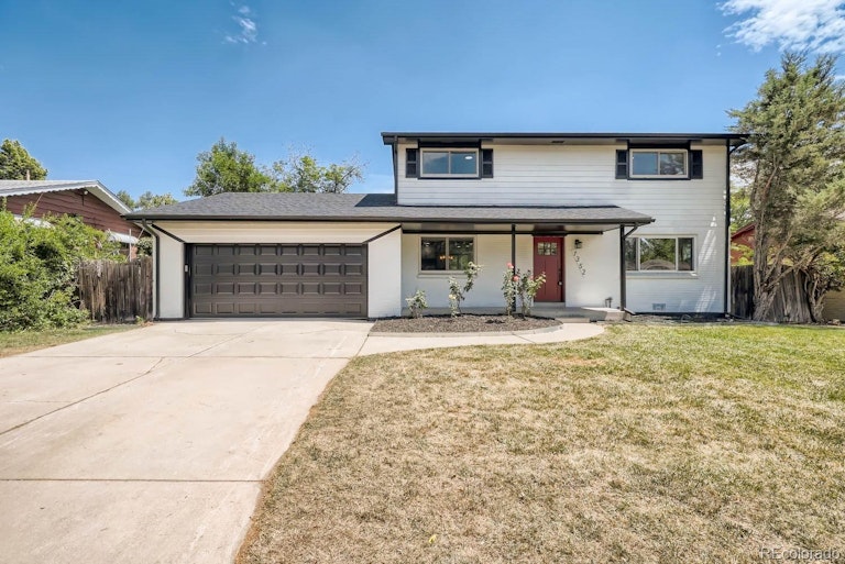 Photo 1 of 27 - 1352 S Cape Way, Lakewood, CO 80232