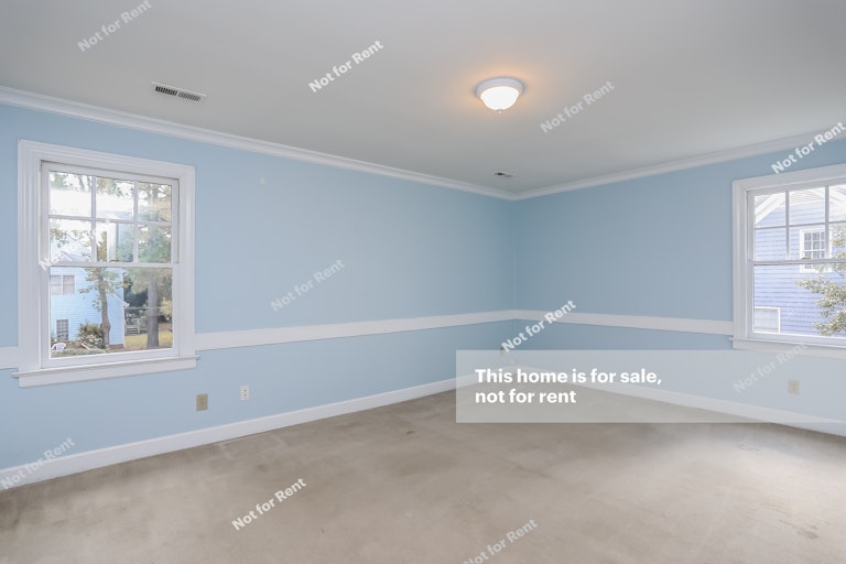 Photo 16 of 24 - 1716 Carrington Dr, Raleigh, NC 27615