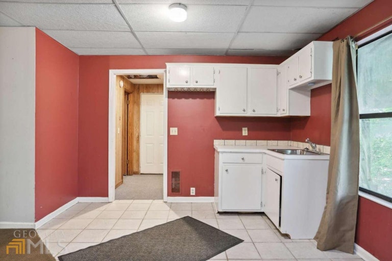 Photo 18 of 29 - 4264 Dustin Dr, Acworth, GA 30101