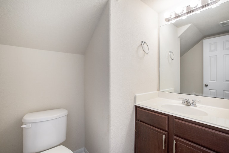 Photo 16 of 17 - 4930 Hackamore Brook Ct, Katy, TX 77449