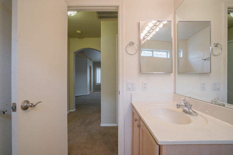 Photo 24 of 27 - 2257 E Monona Dr, Phoenix, AZ 85024