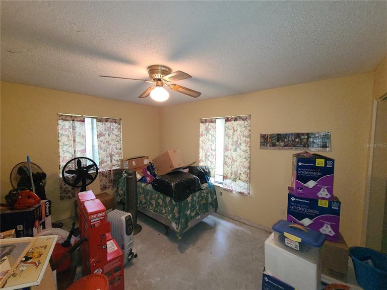 Photo 8 of 15 - 208 Alta Vista St, Debary, FL 32713