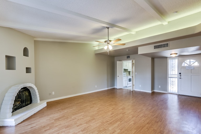 Photo 7 of 28 - 4326 N 29th Pl, Phoenix, AZ 85016