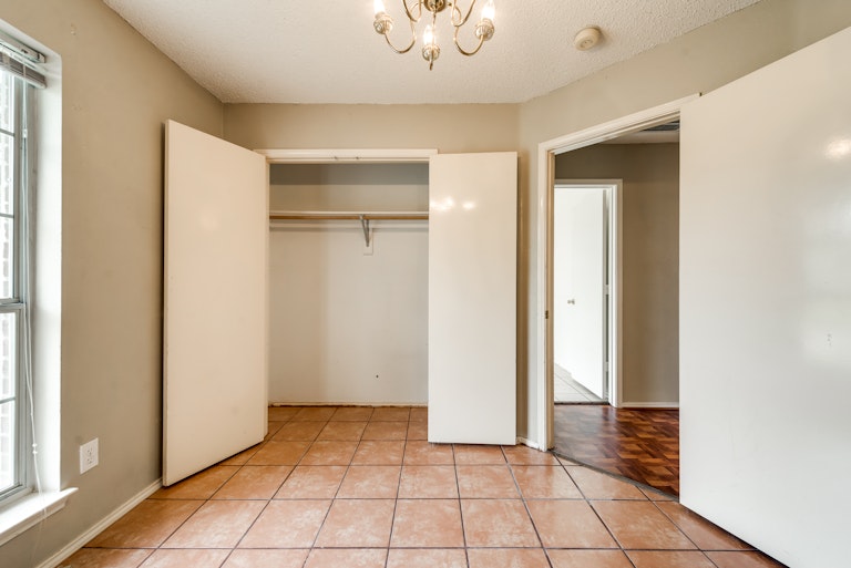 Photo 24 of 29 - 2736 Hidden Springs Dr, Mesquite, TX 75181