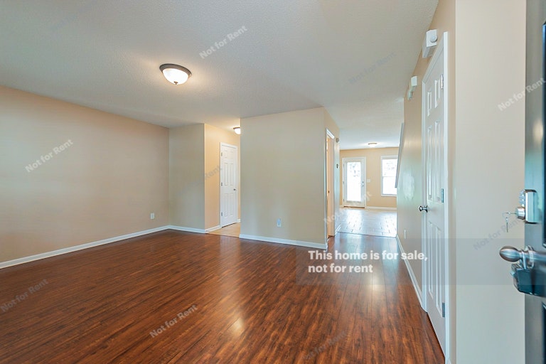 Photo 11 of 24 - 4112 Amber Stone Way, Durham, NC 27704