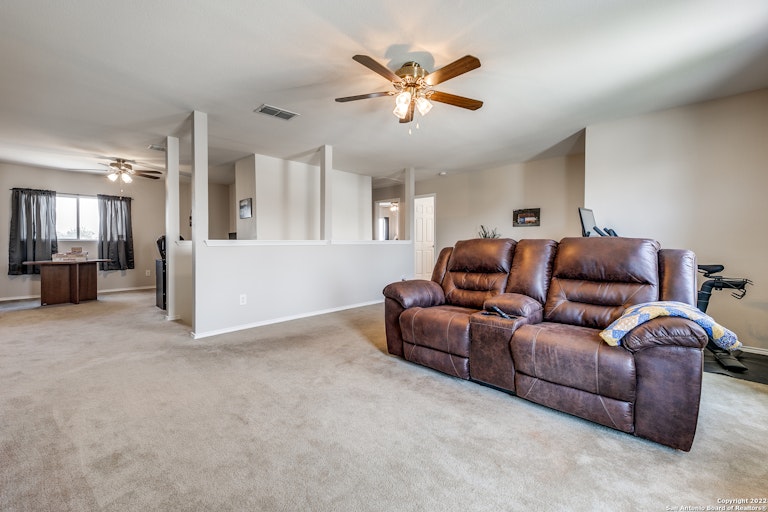 Photo 19 of 25 - 3630 Crimson Star, San Antonio, TX 78261