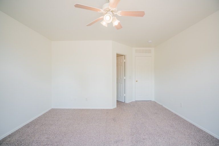 Photo 15 of 21 - 12817 W Mandalay Ln, El Mirage, AZ 85335