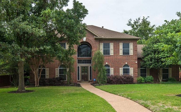 Photo 2 of 38 - 104 Belmont Place Cir, Southlake, TX 76092