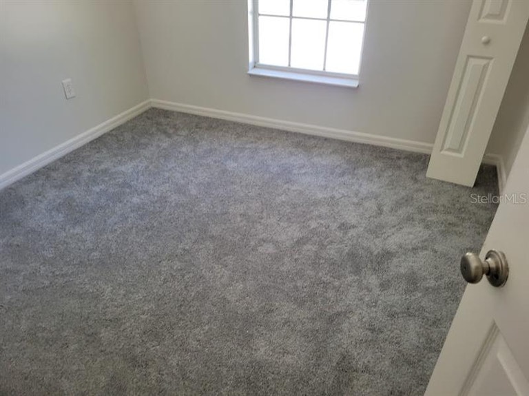 Photo 11 of 12 - 2506 1st Dr E, Palmetto, FL 34221