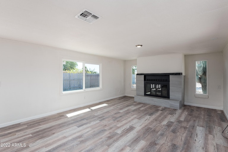 Photo 8 of 24 - 45386 W Hathaway Ave, Maricopa, AZ 85139