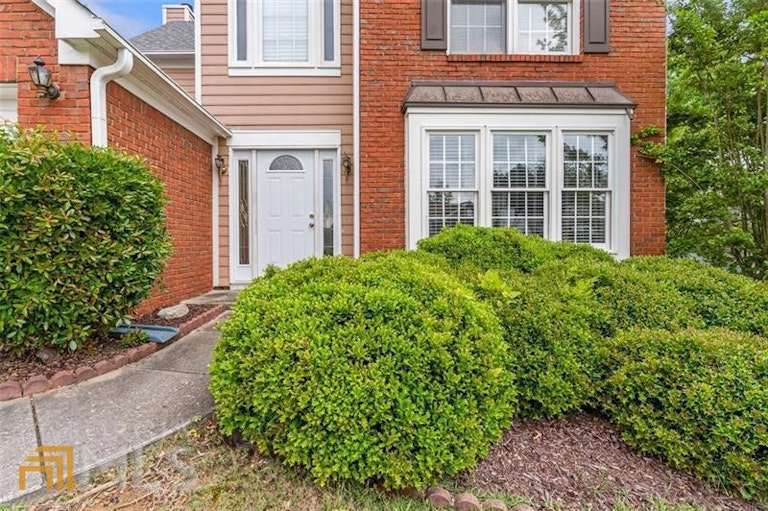 Photo 17 of 18 - 1215 Carlysle Park Dr, Lawrenceville, GA 30044