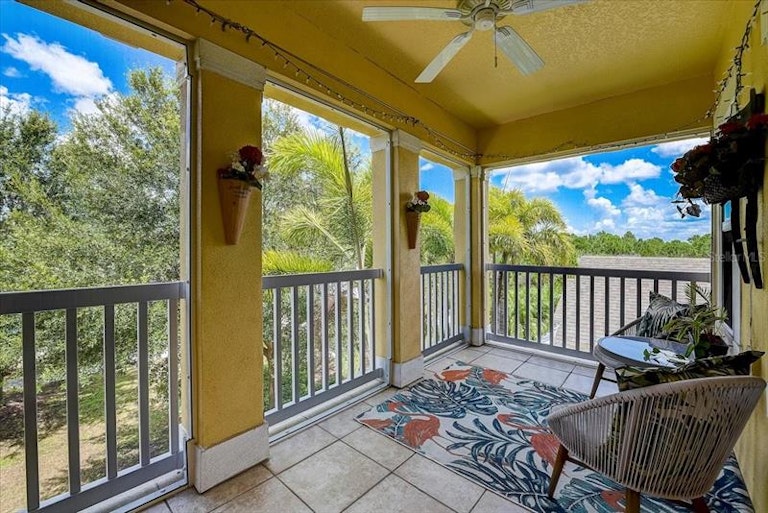 Photo 32 of 64 - 511 Winterside Dr, Apollo Beach, FL 33572