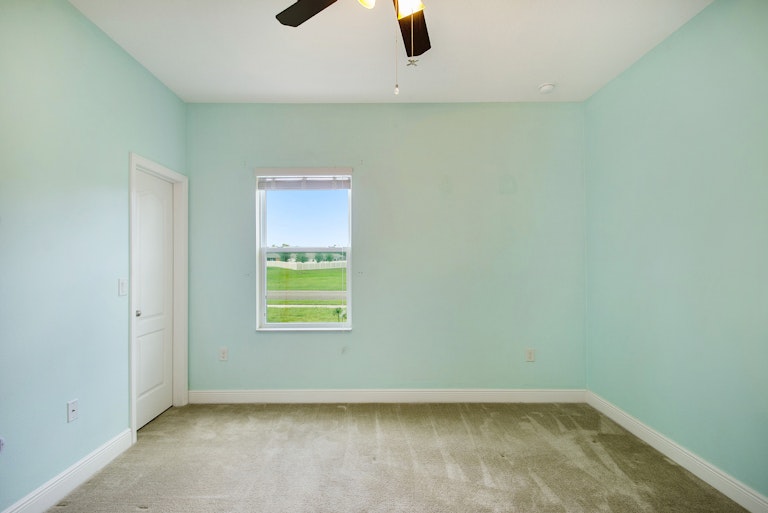 Photo 9 of 19 - 100 Blanco Dr, Deland, FL 32724