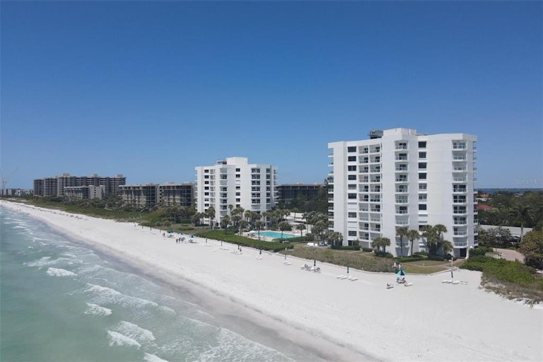 Photo 37 of 63 - 1000 Longboat Club Rd #702, Longboat Key, FL 34228
