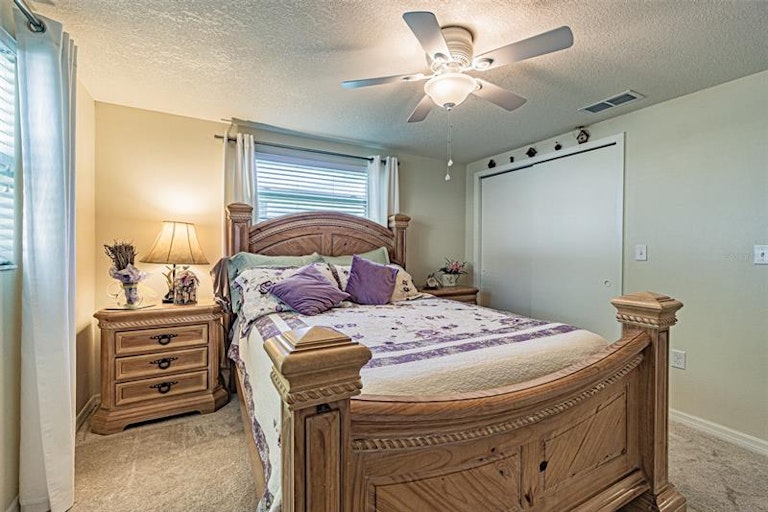 Photo 17 of 38 - 15536 Century Dr, Hudson, FL 34667