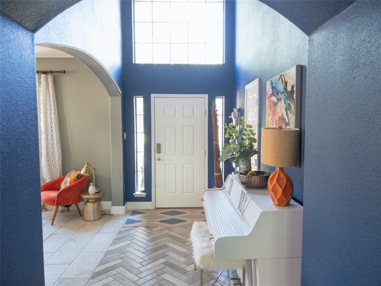 Photo 3 of 19 - 4836 Friedman Ln, Fort Worth, TX 76244