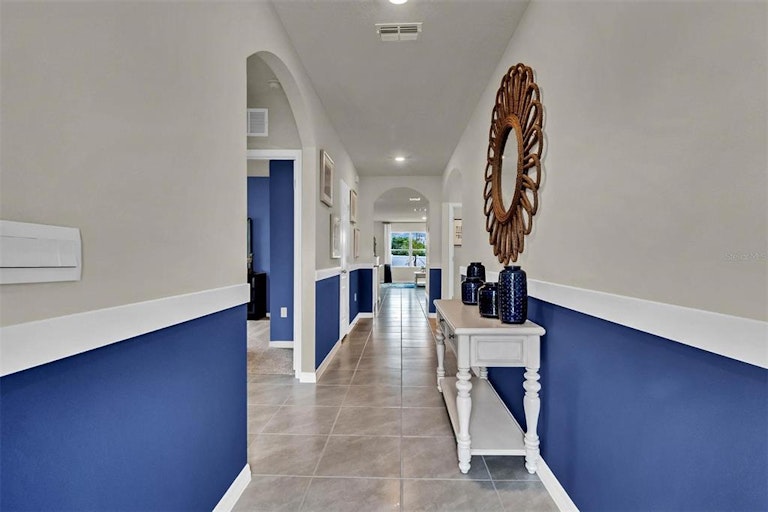 Photo 2 of 27 - 1791 Hackberry St, Groveland, FL 34736
