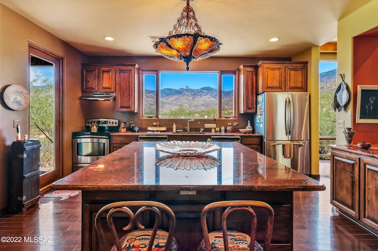 Photo 11 of 47 - 18770 E Cactus Hill Rd, Vail, AZ 85641