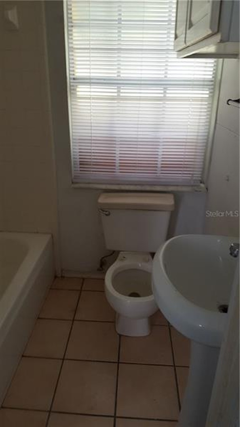 Photo 5 of 6 - 190 Seabreeze Cir, Kissimmee, FL 34743