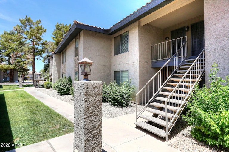Photo 1 of 32 - 1402 E Guadalupe Rd #246, Tempe, AZ 85283