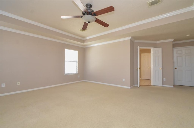 Photo 23 of 34 - 14810 Winterfair Dr, Houston, TX 77082