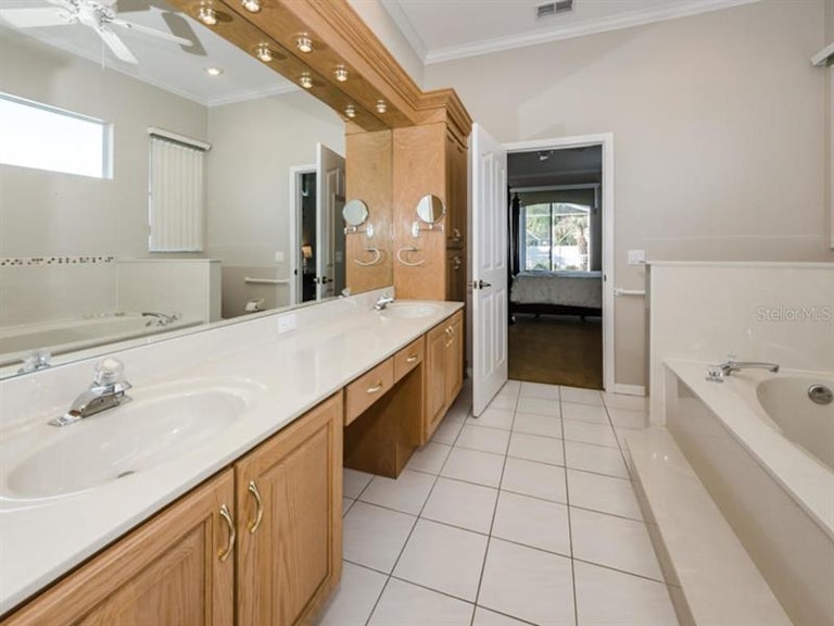 Photo 17 of 25 - 1411 Amesbury Ct, New Port Richey, FL 34655