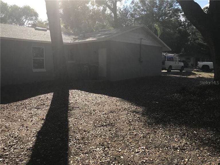 Photo 24 of 24 - 1550 N Rhodes St, Mount Dora, FL 32757