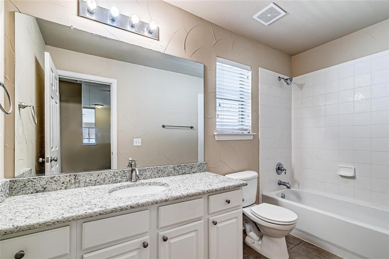 Photo 21 of 22 - 2709 Lynnwood Ln, McKinney, TX 75072