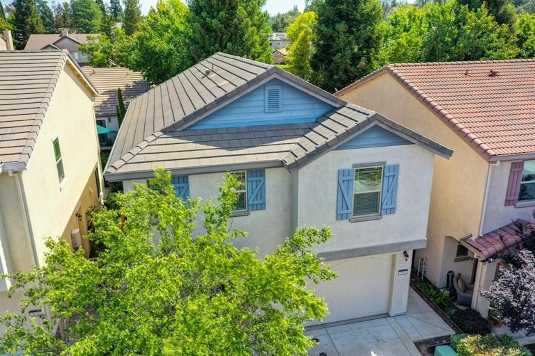 Photo 2 of 34 - 668 Addison Ln, Folsom, CA 95630
