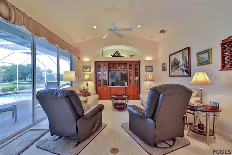 Photo 20 of 57 - 29 Clermont Ct, Palm Coast, FL 32137