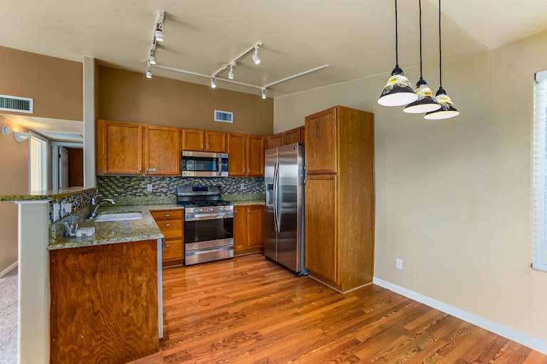 Photo 4 of 17 - 8615 W Berry Ave #204, Littleton, CO 80123