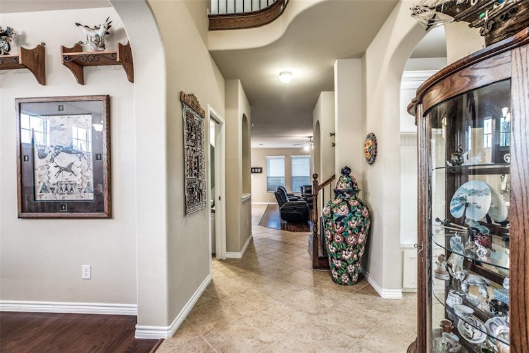 Photo 4 of 25 - 3904 Edward Dr, McKinney, TX 75071