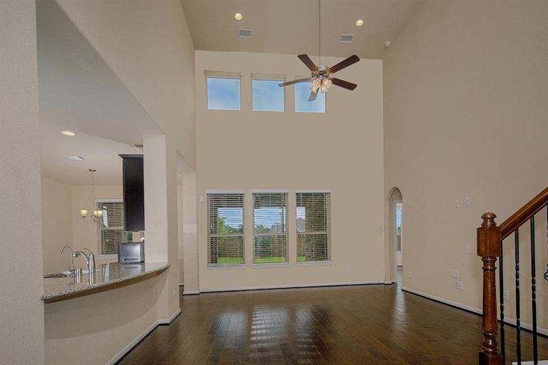 Photo 11 of 29 - 3851 Supremes Trl, Spring, TX 77386