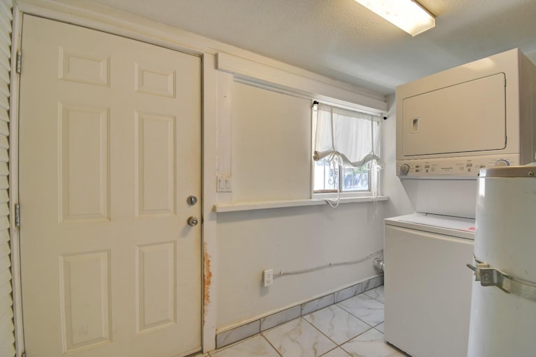 Photo 22 of 28 - 3406 40th St, Sacramento, CA 95817