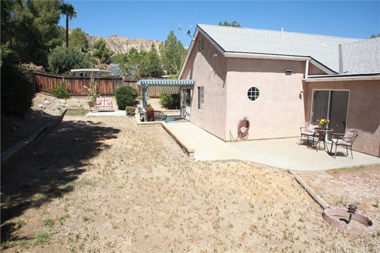Photo 22 of 24 - 28132 Branch Rd, Castaic, CA 91384