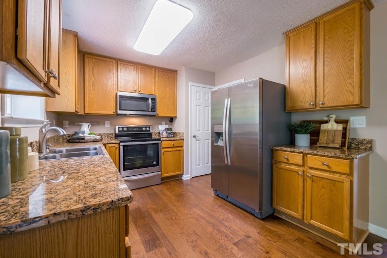 Photo 27 of 46 - 5 Ingram Ct, Durham, NC 27713