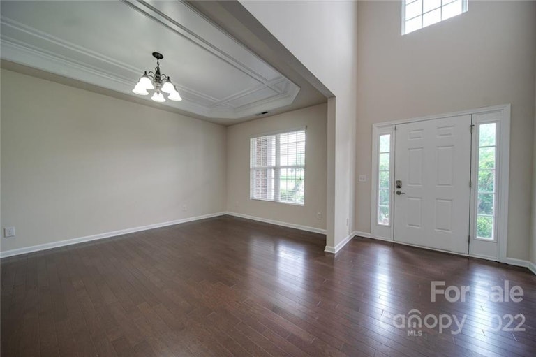Photo 5 of 32 - 6727 Coral Rose Rd, Charlotte, NC 28277