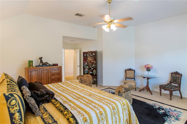 Photo 27 of 40 - 706 Cottonwood Bend Dr, Allen, TX 75002