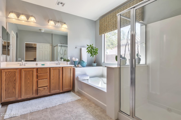 Photo 9 of 23 - 16388 W Yucatan Dr, Surprise, AZ 85388