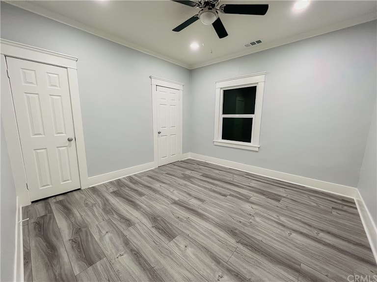 Photo 8 of 25 - 228 W 52nd St, Los Angeles, CA 90037