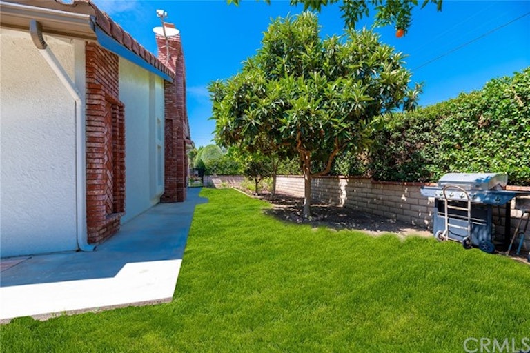 Photo 39 of 49 - 166 E Winnie Way, Arcadia, CA 91006
