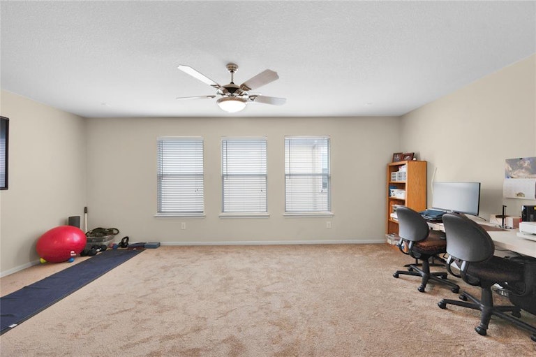 Photo 11 of 33 - 22302 Lamaster Ln, Spring, TX 77373