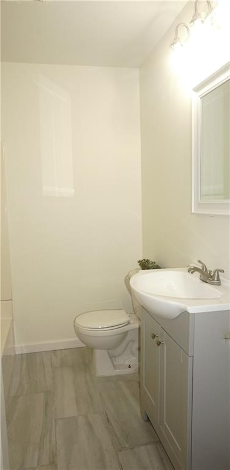 Photo 13 of 17 - 6161 Edward St, Atlanta, GA 30340