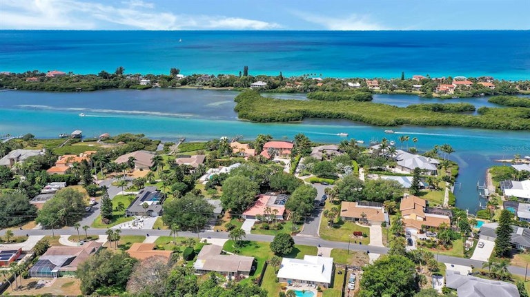 Photo 40 of 45 - 449 S Shore Dr, Osprey, FL 34229