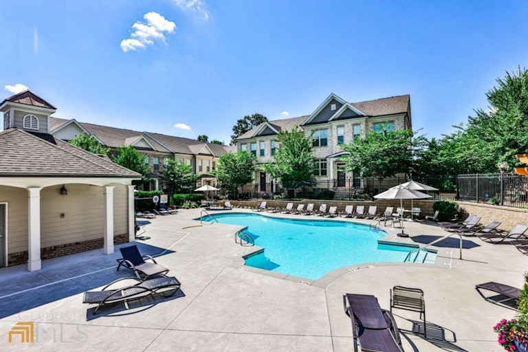 Photo 33 of 42 - 4213 Deming Cir, Atlanta, GA 30342