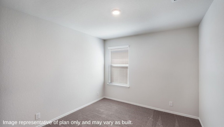 Photo 16 of 21 - 2882 Brogan Crk, New Braunfels, TX 78130
