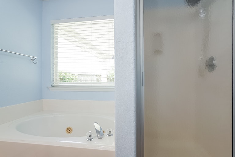 Photo 19 of 25 - 21123 Spur Ridge Ct, Richmond, TX 77406