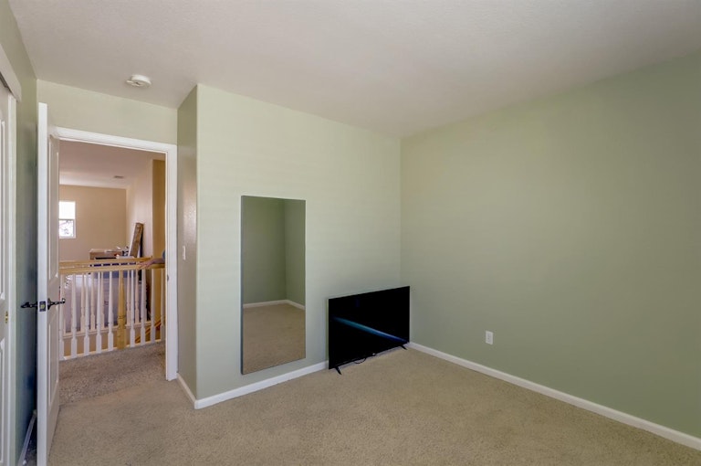 Photo 37 of 54 - 5071 Tuckerman Way, Sacramento, CA 95835