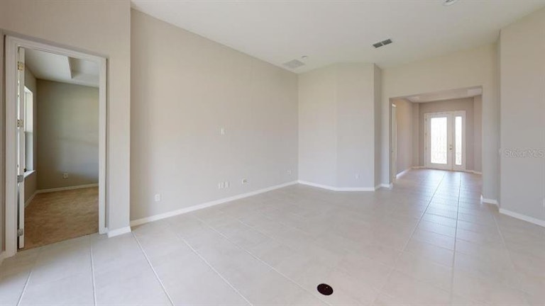 Photo 9 of 16 - 12794 Serene Bocage Pl, Riverview, FL 33569